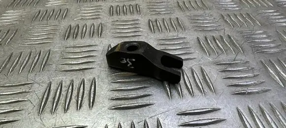 KIA Sportage Fuel Injector clamp holder 