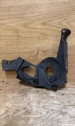 Volvo S70 V70 V70 XC Engine mounting bracket