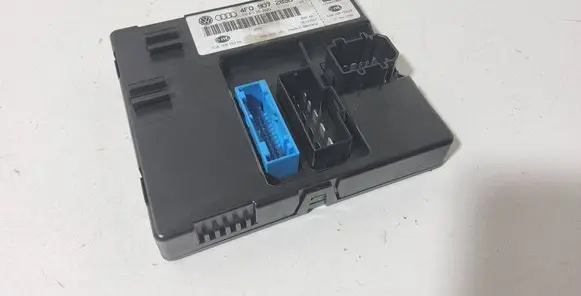 Audi A6 S6 C6 4F Light module LCM 4F0907289G 4F0910289G