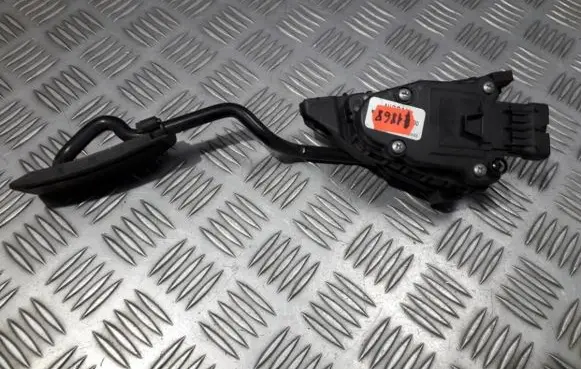 Nissan Primera Accelerator throttle pedal 18002au400 6pv00862003