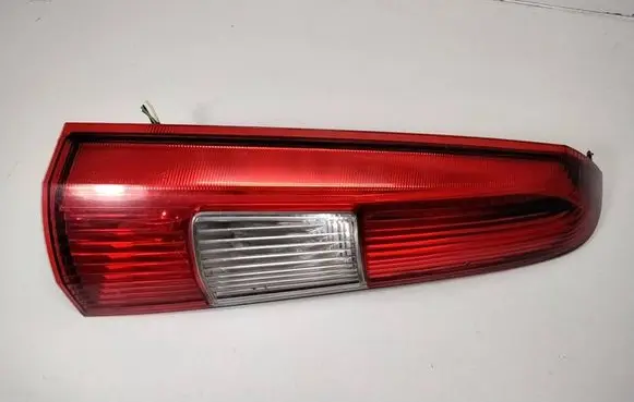 Volvo V70 Rear/tail lights 9154493 152843