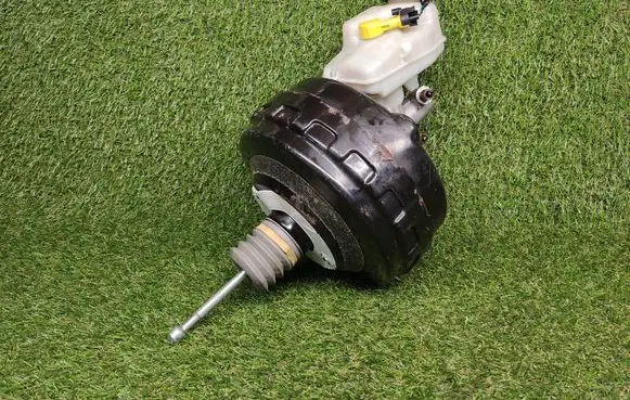 Chevrolet Cruze Brake booster 13329273