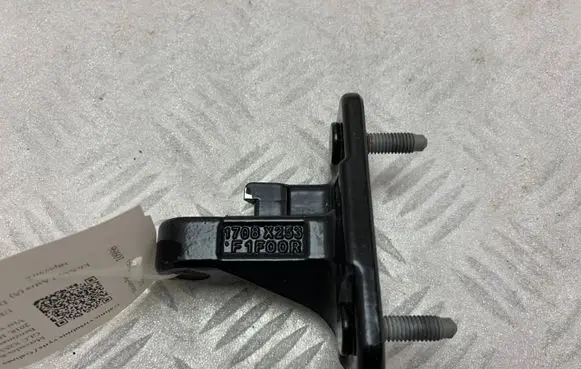 Mercedes-Benz GLC X253 C253 Rear door upper hinge