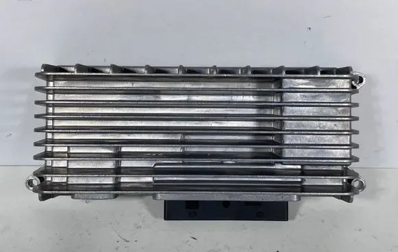 Audi A4 S4 B8 8K Sound amplifier 8T0035223R 720300500400