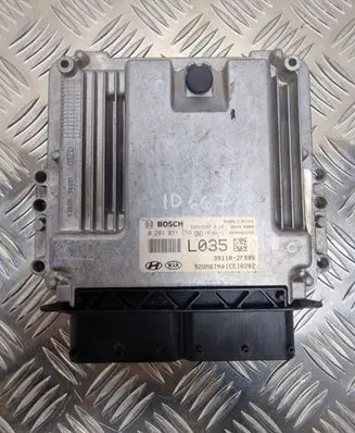 KIA Sorento Engine control unit/module 391102FBB5 1039S85250 0281031788