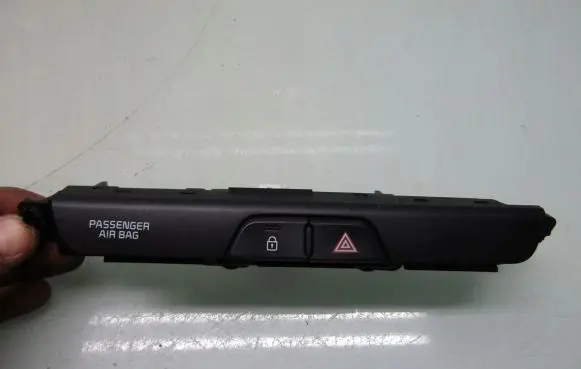 KIA Stonic Hazard light switch 93790H8900 93790H8900WK