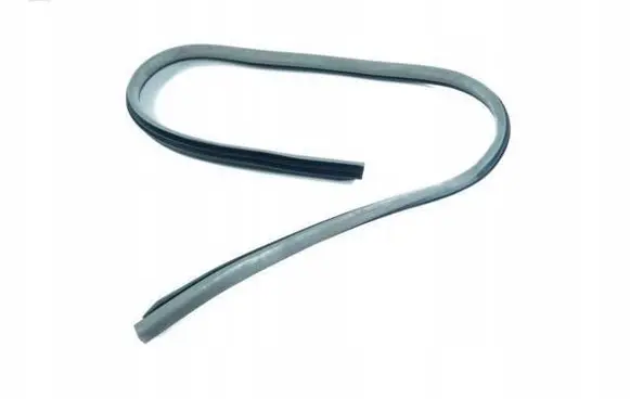 Hyundai Santa Fe Rear door glass trim molding 8312026000TI
