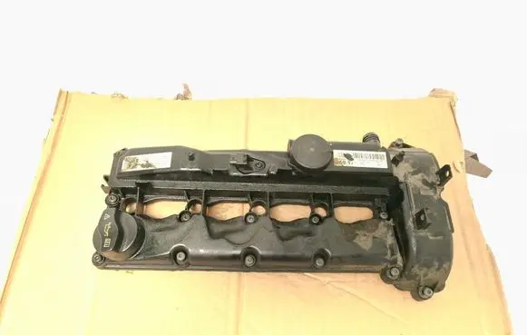Mercedes-Benz CLA C117 X117 W117 Rocker cam cover A6510109018