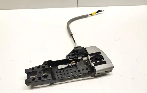 Audi Q7 4M Front door exterior handle/bracket 4M2837886A 2536707S