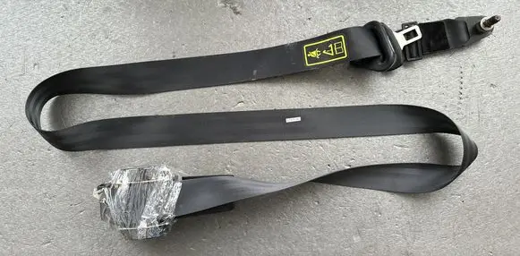 Nissan Terrano Rear seatbelt 888440X701