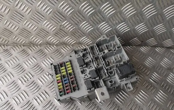 Honda Accord Fuse module SEFG01