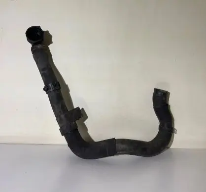 Volkswagen Tiguan Engine coolant pipe/hose 5N0122291A