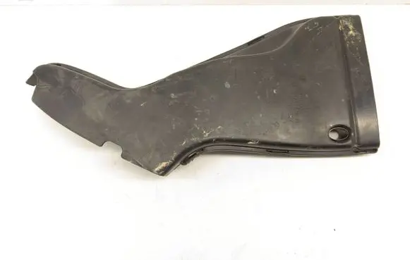 Audi A4 S4 B7 8E 8H Air intake duct part 8E0129618H