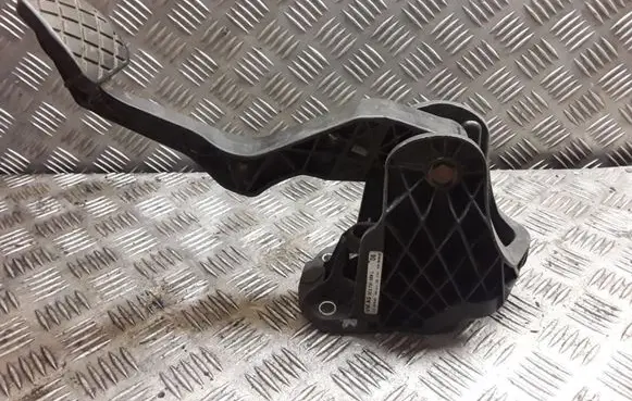 Clutch pedal