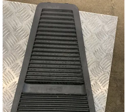 Ford Turneo Courier Other trunk/boot trim element ET76K45400A