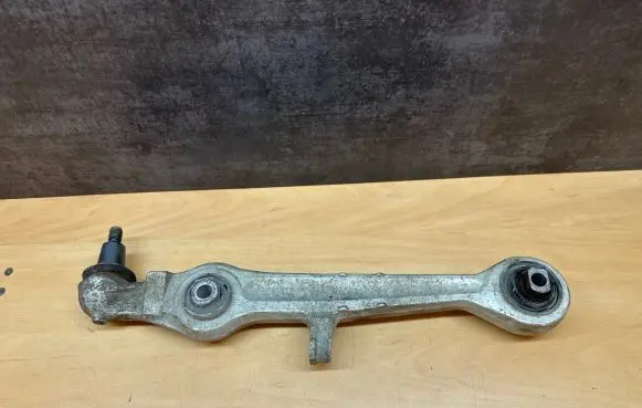 Audi A4 S4 B5 8D Front control arm 4D0407155