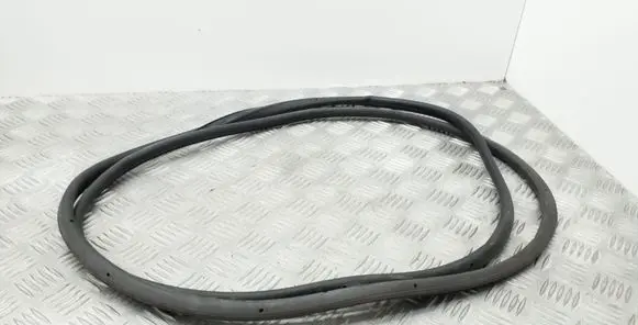 Audi A3 S3 8V Rubber seal rear door 8V4839911B