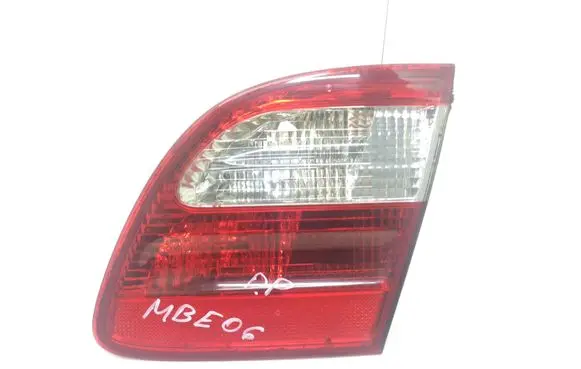Mercedes-Benz E W211 Tailgate rear/tail lights A2118201464