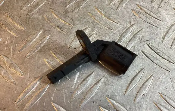 Porsche Macan (95B) ABS rear brake sensor 95B927804B