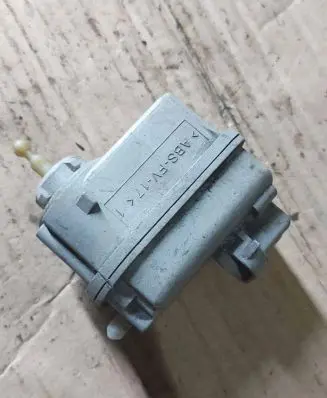 Renault Espace III Headlight level adjustment motor 7700820054