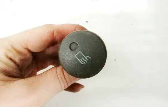 Iveco Daily 40.8 Windscreen/window heater switch A223