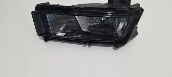 Volkswagen Touran II Front fog light 5TA941662