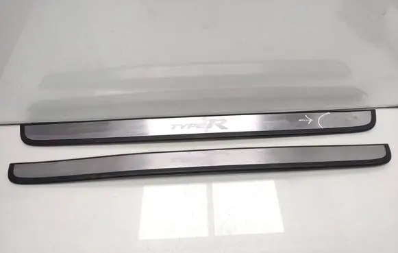 Honda Civic Front sill trim cover 84252SMRZE00220 84202smrze00220
