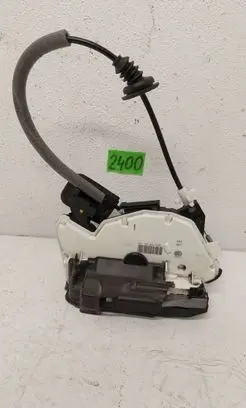 Skoda Octavia Mk3 (5E) Front door lock 5E1837016A