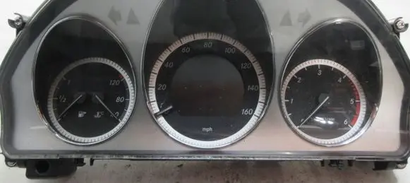 Mercedes-Benz C W204 Speedometer (instrument cluster) A2049005000