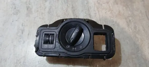 Volkswagen PASSAT B6 Headlight level height control switch 3C0941333A
