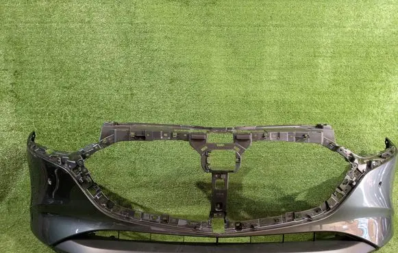 Mazda 3 Front bumper 