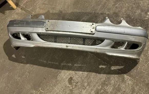 Mercedes-Benz E W210 Front bumper