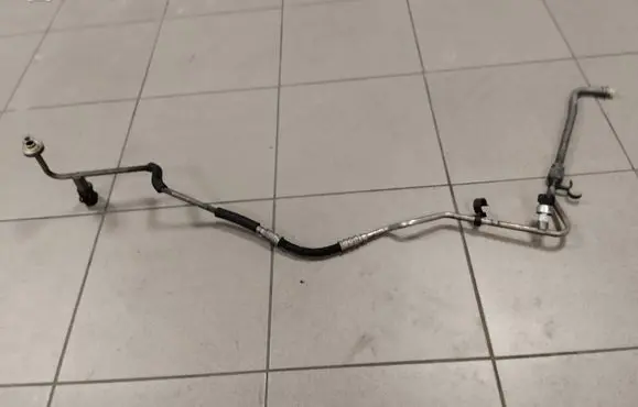 Volvo C30 Air conditioning (A/C) pipe/hose
