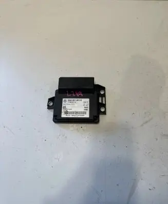 Volkswagen PASSAT B7 Hand brake control module 3AA907801E 17982901A GN001107690