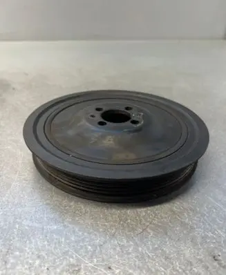 Opel Insignia A Crankshaft pulley 55563401