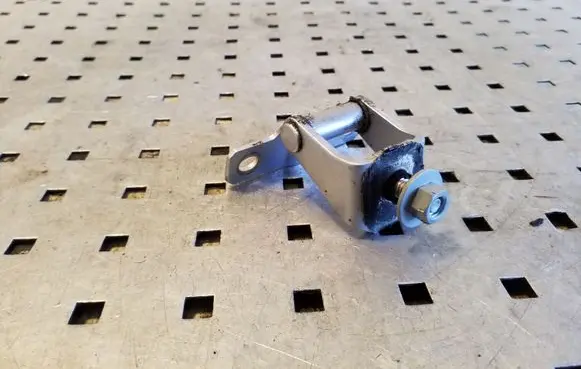 Mitsubishi Outlander Tailgate/trunk/boot hinge