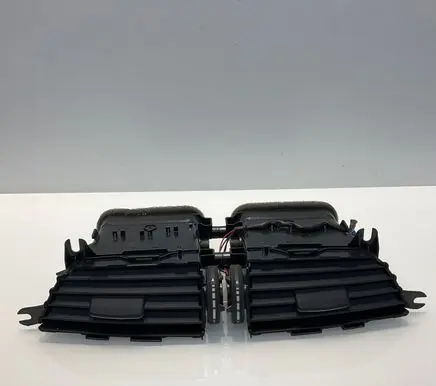 Mercedes-Benz C W204 Dash center air vent grill A2048306154 186211 2048306154