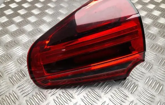 Porsche Cayenne (92A) Rear/tail lights 7P5945308M