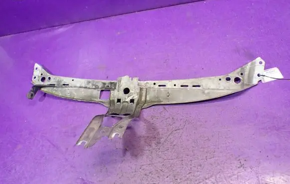 Renault Clio II Front bodywork piece 