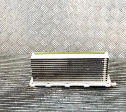 Volkswagen Golf VII Intercooler radiator 04E145749F