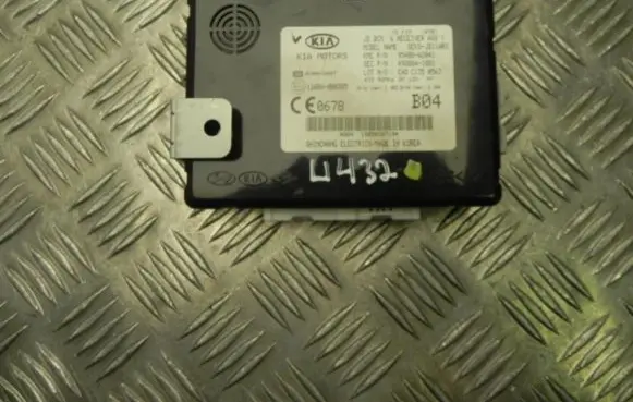 KIA Ceed Aerial antenna amplifier 95400A2041 U432