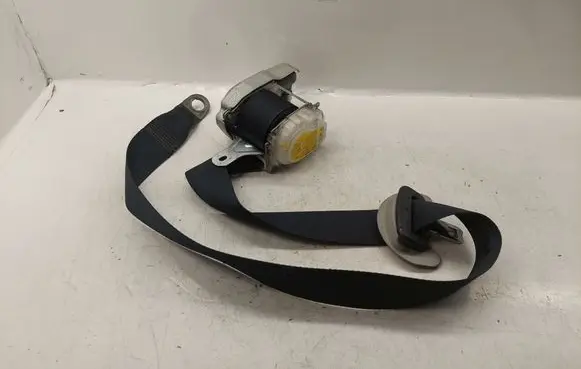 Toyota Corolla Verso AR10 Front seatbelt 732100F030C0