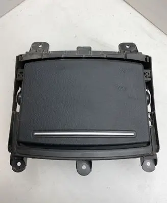 Cup holder front