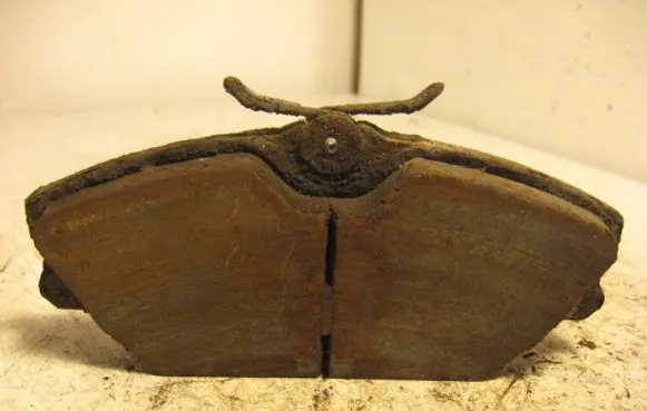 Renault Espace II Brake pads (front) KOMPLEKTAS4VNT