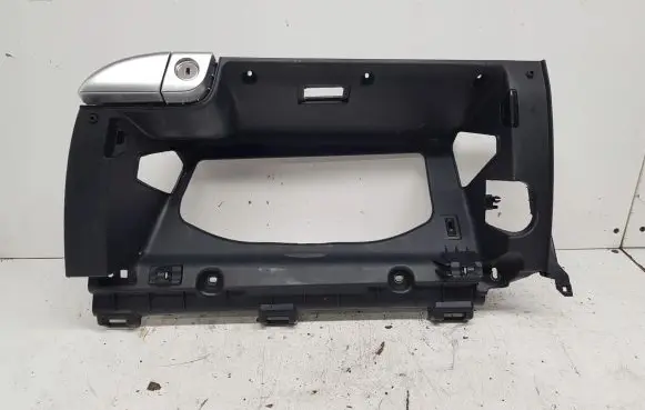 KIA Sorento Glove box lid/cover 84541-C5000