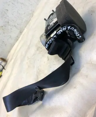 Opel Grandland X Rear seatbelt 34134662a