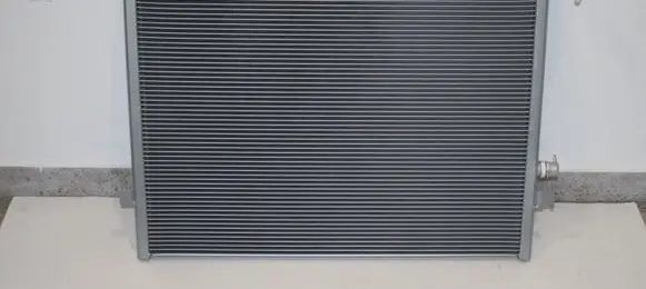 BMW M5 F90 A/C cooling radiator (condenser) 17118484639 8484639