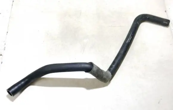 Volkswagen Touareg I Engine coolant pipe/hose