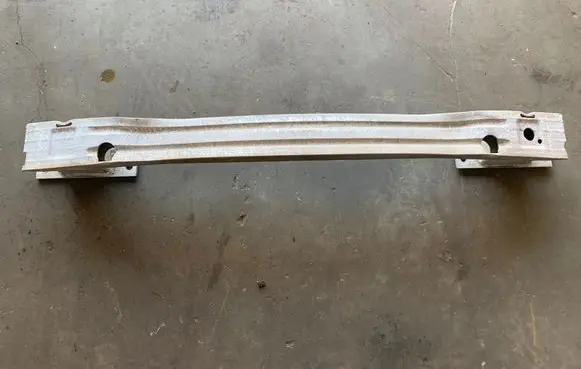 Opel Astra J Rear bumper cross member 