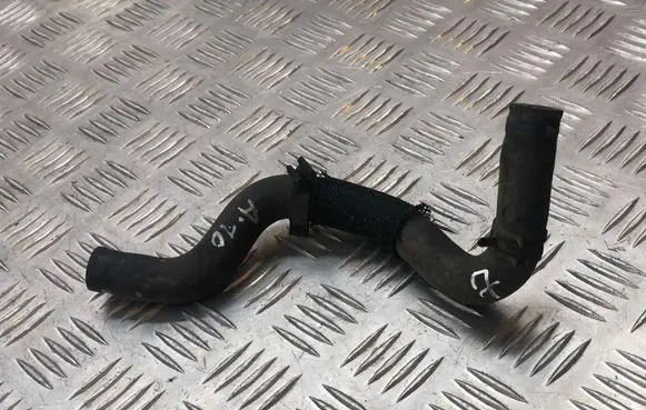 Toyota RAV 4 (XA20) Engine coolant pipe/hose